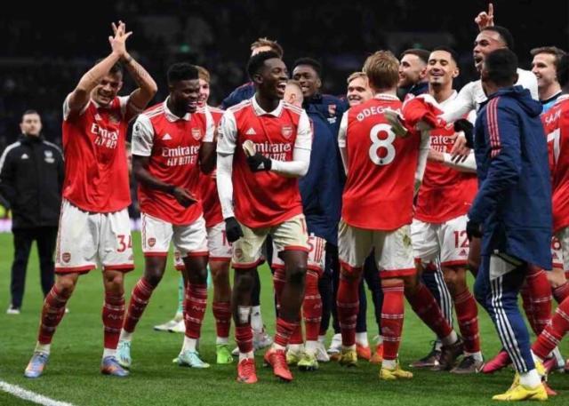 1674432414767053175.jpg 1674432409.jpg